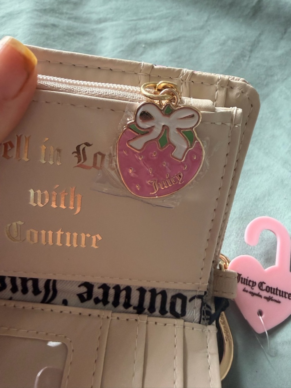 Juicy Couture Pink & Cream Strawberry Print Wallet NWT - Picture 7 of 9